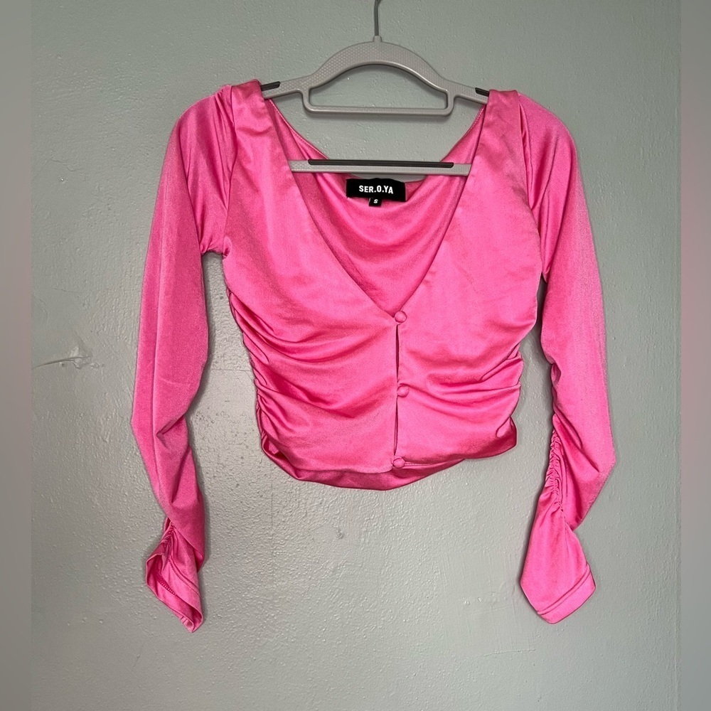 SER.O.YA pink long sleeve‎ button front cropped blouse